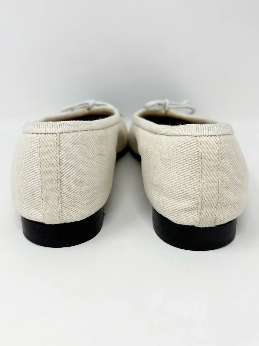 CHANEL Two Tone Ballet Flats Ivory Black Denim Cap Toe size 37 6-6.5 - Picture 12 of 15
